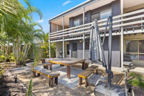 Torquay Beach Splendour - An Expansive Family Stay